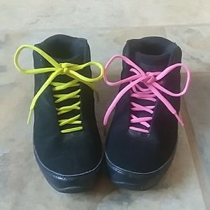 Boys basketball sneakers